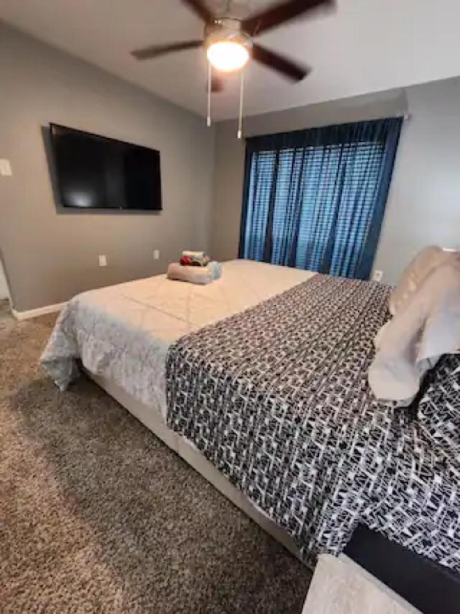 Blue Shark *B501* @ Medical Center 1Br Modern King Apartment With Private Patio Houston Zewnętrze zdjęcie